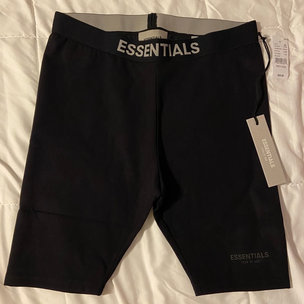 Essentials Biker Shorts